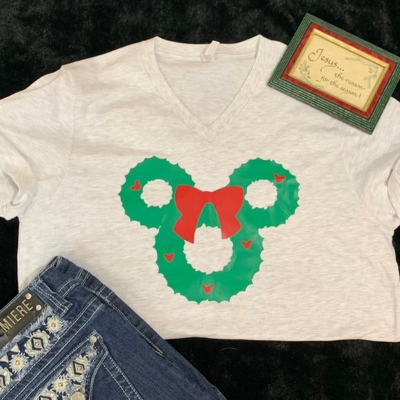 One Blessed Nana Tops - NWT *BOUTIQUE*     MICKEY CHRISTMAS TEE      LARGE